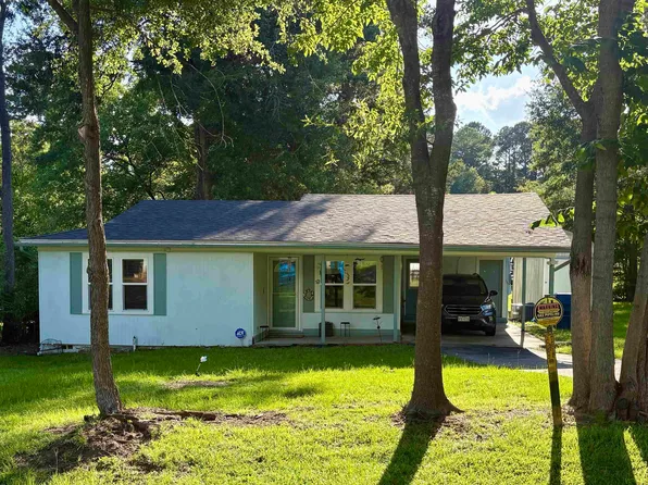 105 N Thomas Rd, White Oak, TX 75693