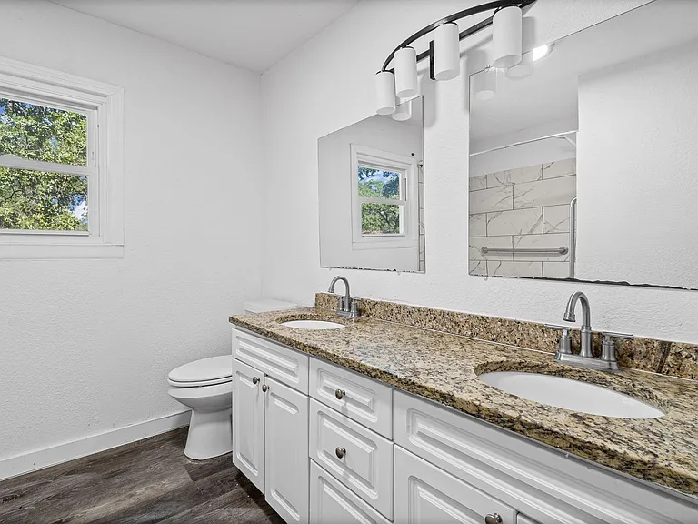 2515 Yeager St — Photo 18