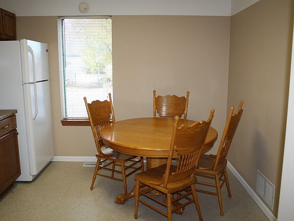 4th image of 2604 S 4th St