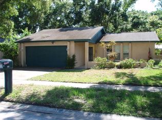 8760 Bridlewood Way, Seminole, FL 33777
