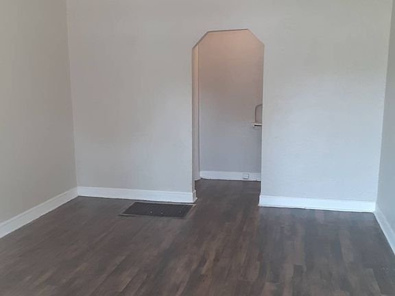 3rd image of 1160-64 Morehead St