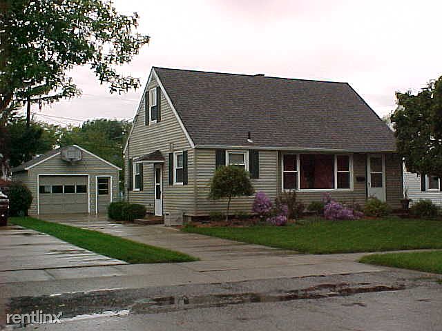 821 Morris