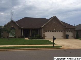 121 Autumn Cove Dr, Madison, AL 35756