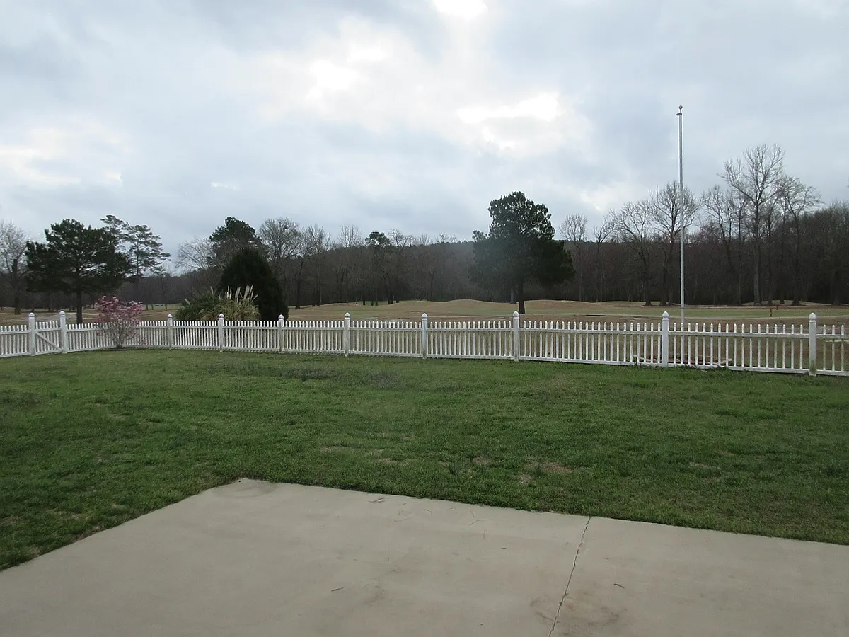Building Photo - 6770 Jj Roberts Dr