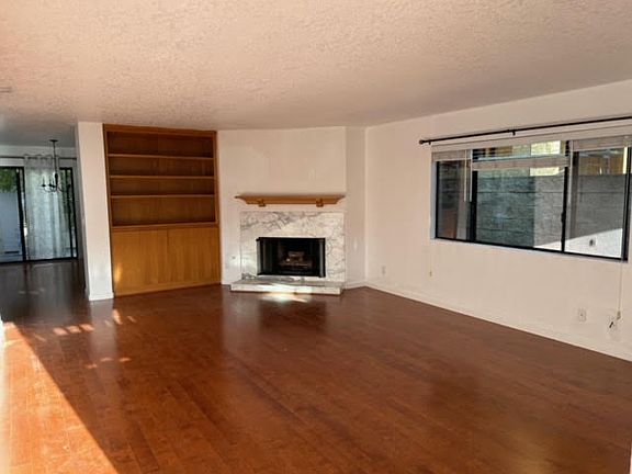 3rd image of 24218 Ocean Ave