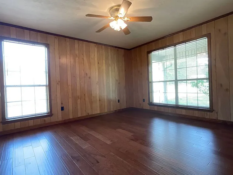 156 Kelley St — Photo 15
