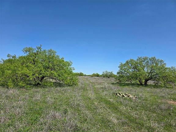 2nd image of 1709 County Road 330