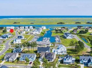 205 Voyager Way, Hampstead, NC 28443