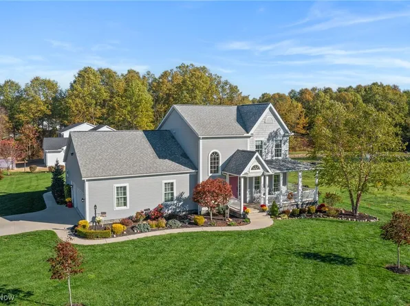 3311 Charleston Pl, Ravenna, OH 44266