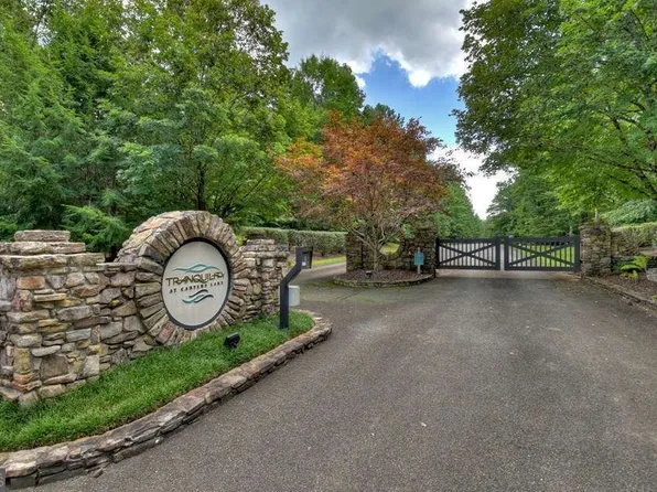 136 Whispering Ridge Ct #136, Ellijay, GA 30540