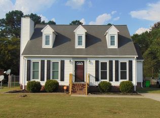 102 Braeburn Cir, Roanoke Rapids, NC 27870