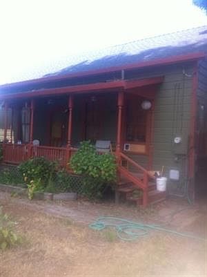 3rd image of 566 Bostwick Ln
