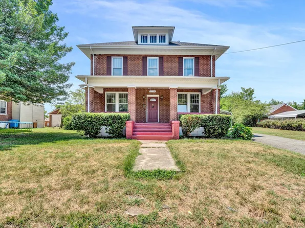 3344 Valley View Ave NW, Roanoke, VA 24012