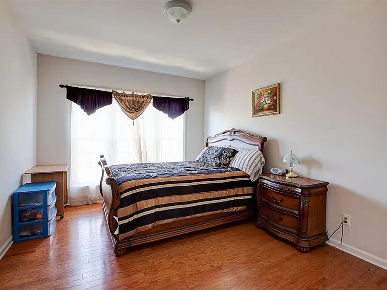 4220 Agard St — Photo 14