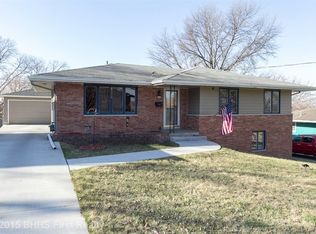 2439 Mansfield Dr, Des Moines, IA 50317