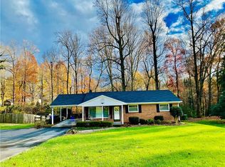 123 Vista Way Dr, Kernersville, NC 27284