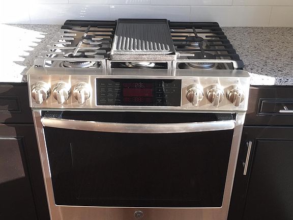 3rd image of 1213 N Randolph St #3