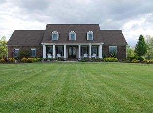 1203 Hickory Ridge Dr NW, Lancaster, OH 43130