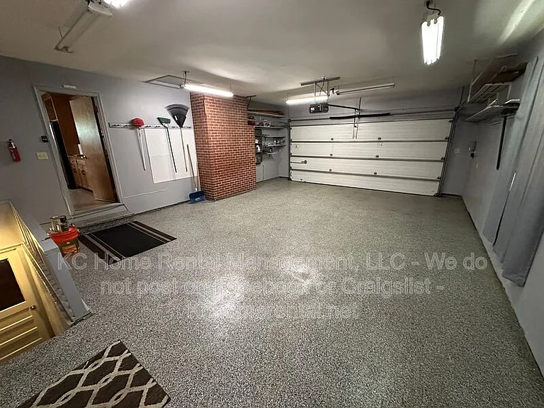 5423 Ballentine St — Photo 37