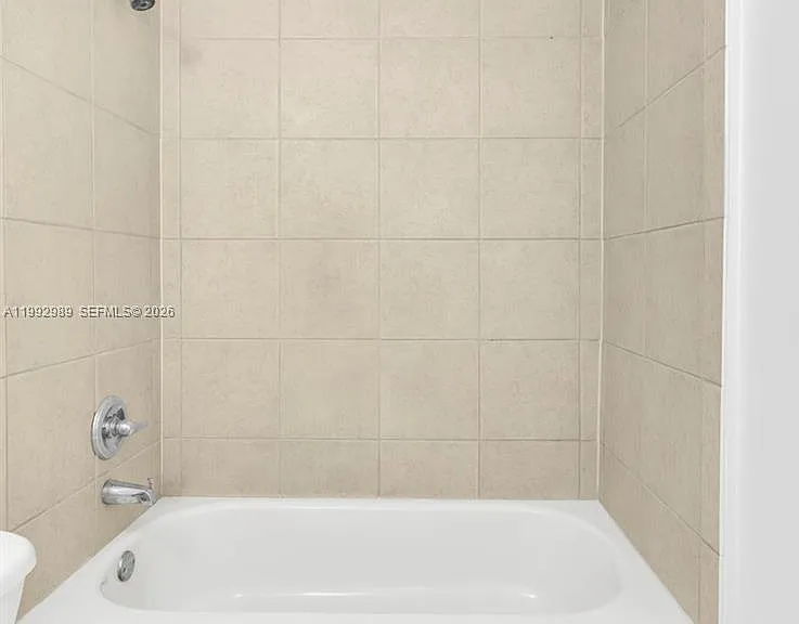 140 S Dixie Hwy #403 — Photo 23