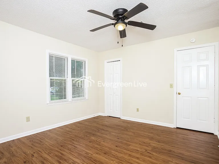 116 Pear Tree Cir — Photo 11