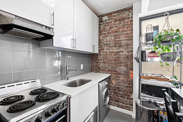 Rented by Living New York | media 35