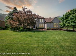 4119 Ridge Side Dr, Rochester, MI 48306