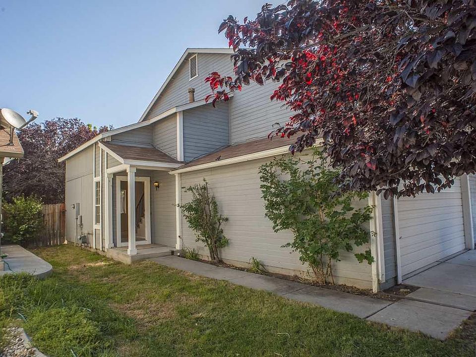 1st image of 1691 Round Mountain Cir