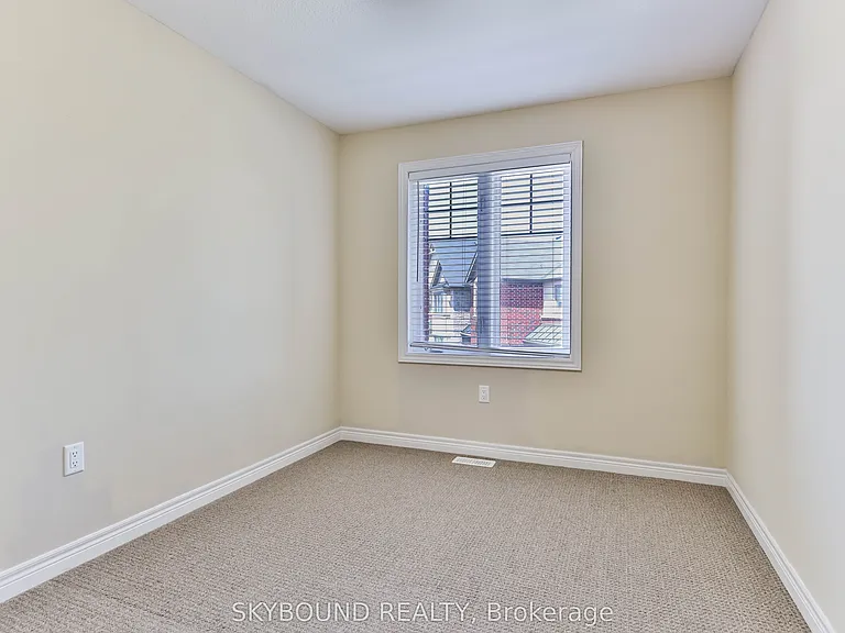 2 Egleston Ln — Photo 24
