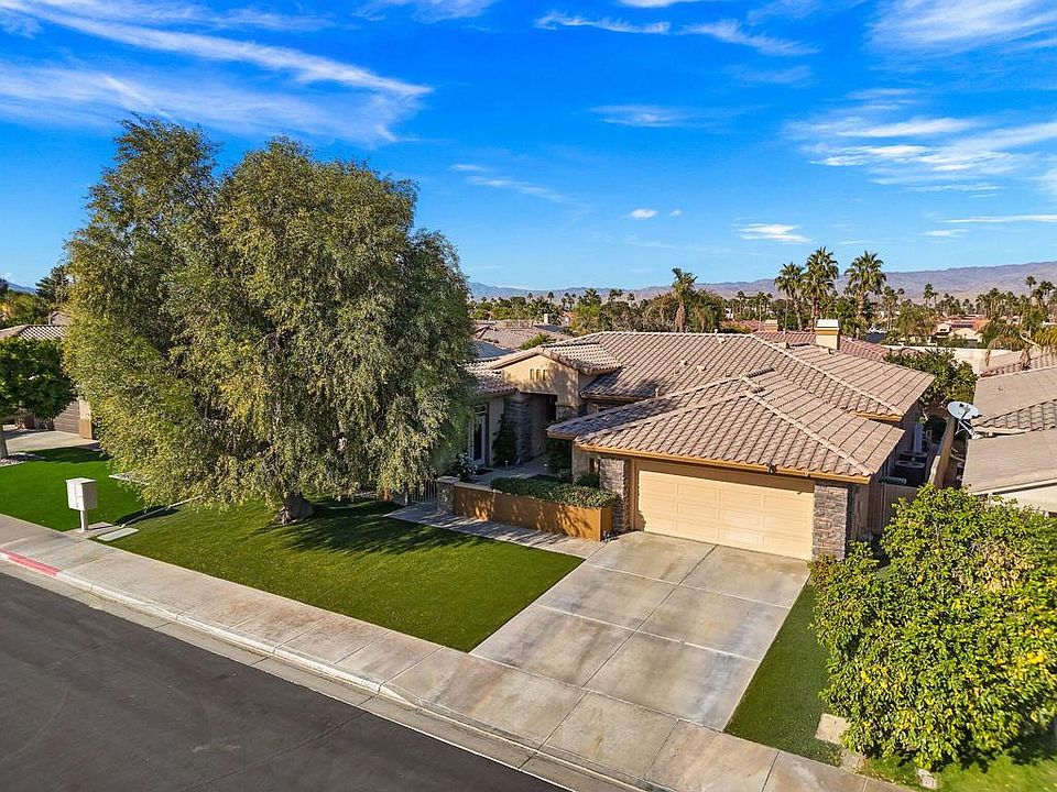 1st image of 77662 Marlowe Ct