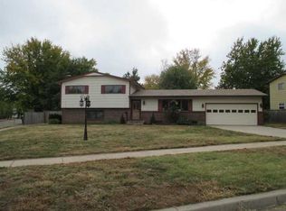 7603 W 11th St N, Wichita, KS 67212