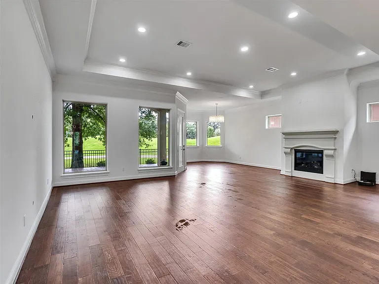 16011 Bridges Fairway Ln — Photo 23