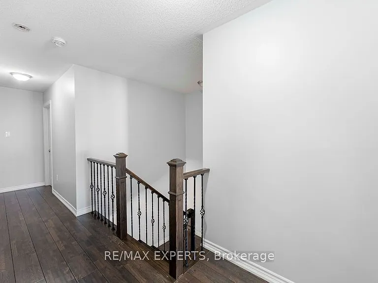 300 Remembrance Rd — Photo 22