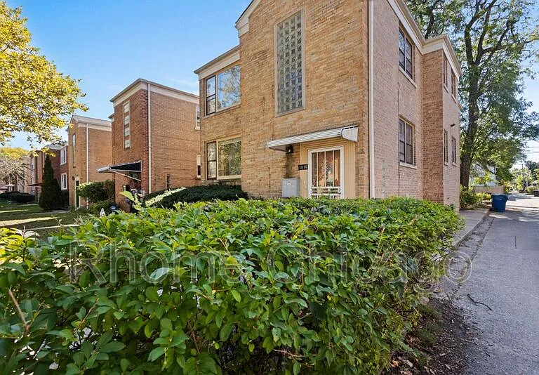 1816 Monroe St #1 — Photo 7