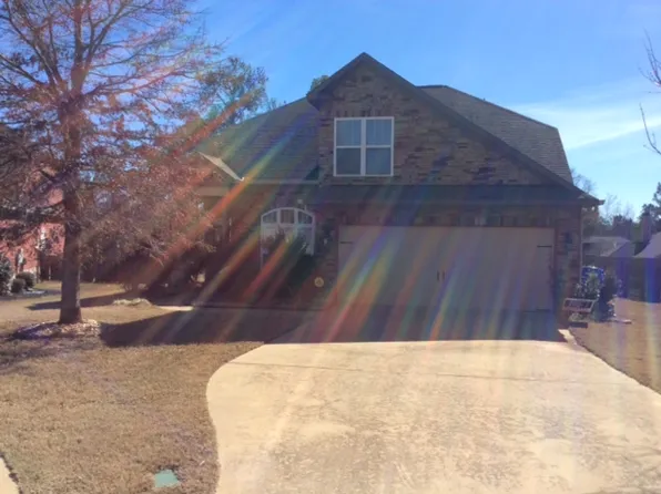 1002 Silver Lake Ct, Columbus, GA 31904