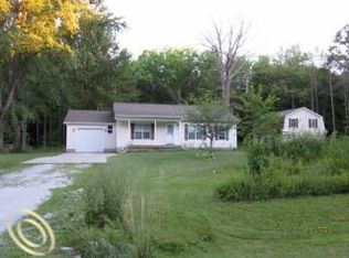6889 Sparling Rd, Kimball, MI 48074