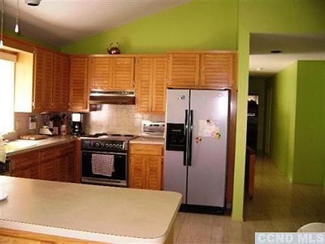 4th image of 27 Chestnut Dr