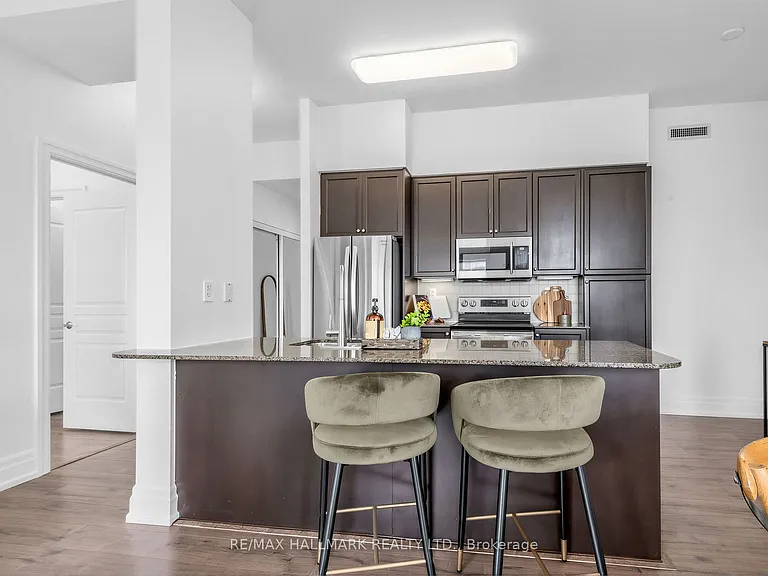 777 Steeles Ave W #LPH3 — Photo 12
