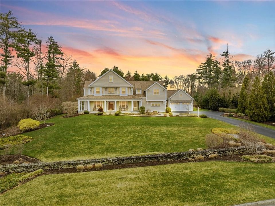 1st image of 6 Woodland Ridge Dr