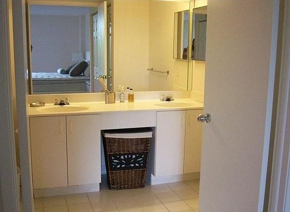 5th image of 3300 NE 191st St APT 207