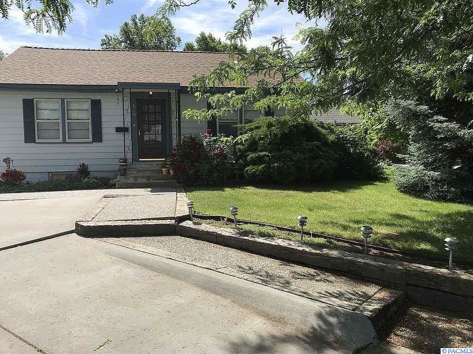 1st image of 310 Douglass Ave