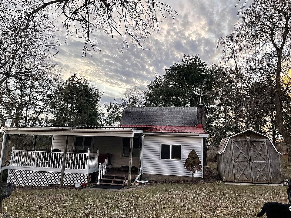 2nd image of 5158 Thirteen Mile Rd