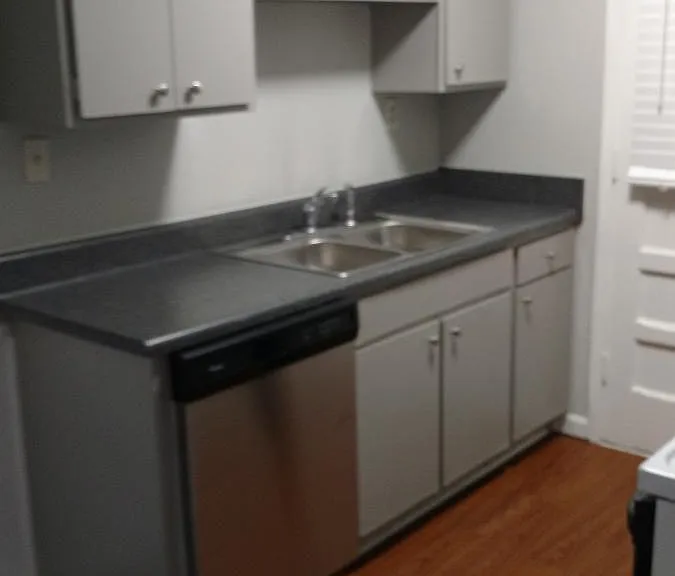 32 S Tucker St #3 — Photo 2