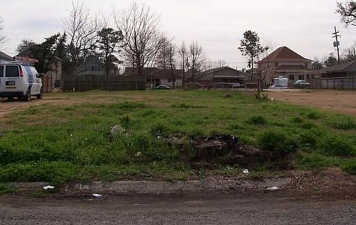 1st image of 414 18th St