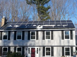 224 Nimble Hill Rd, Newington, NH 03801