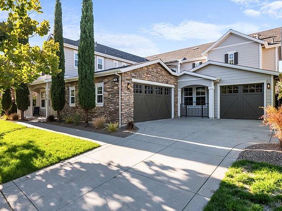 5th image of 10 Creekview Court