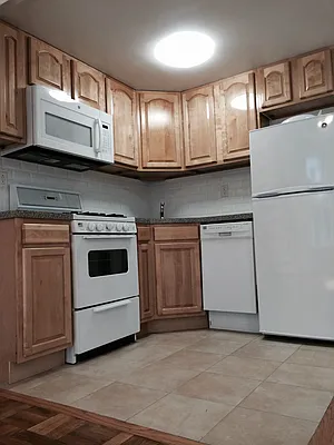 Rented by Upton Realty Group | media 9