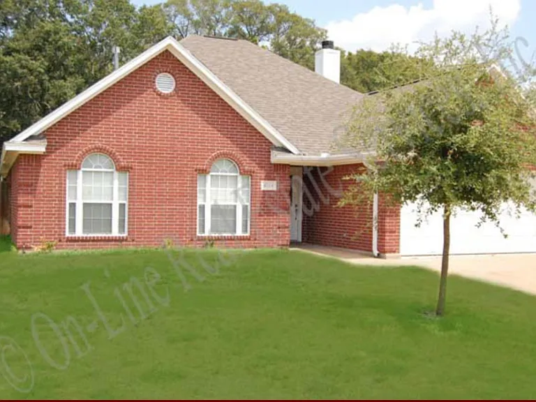 4114 Settlers Way — Photo 1