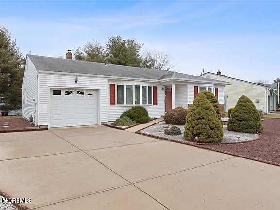 3rd image of 53 Westport Drive