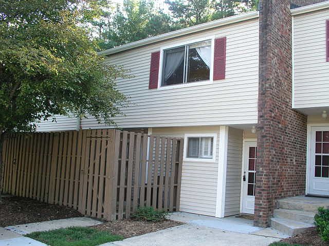 1st image of 220 Elizabeth St APT A7